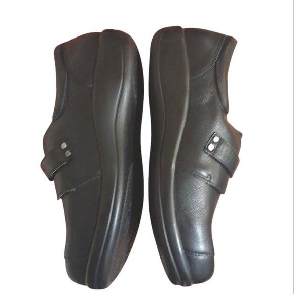 Alegria Black Leather Loafer Silver Buckle and Rounded Toe Flats Size 11 - Picture 5 of 14